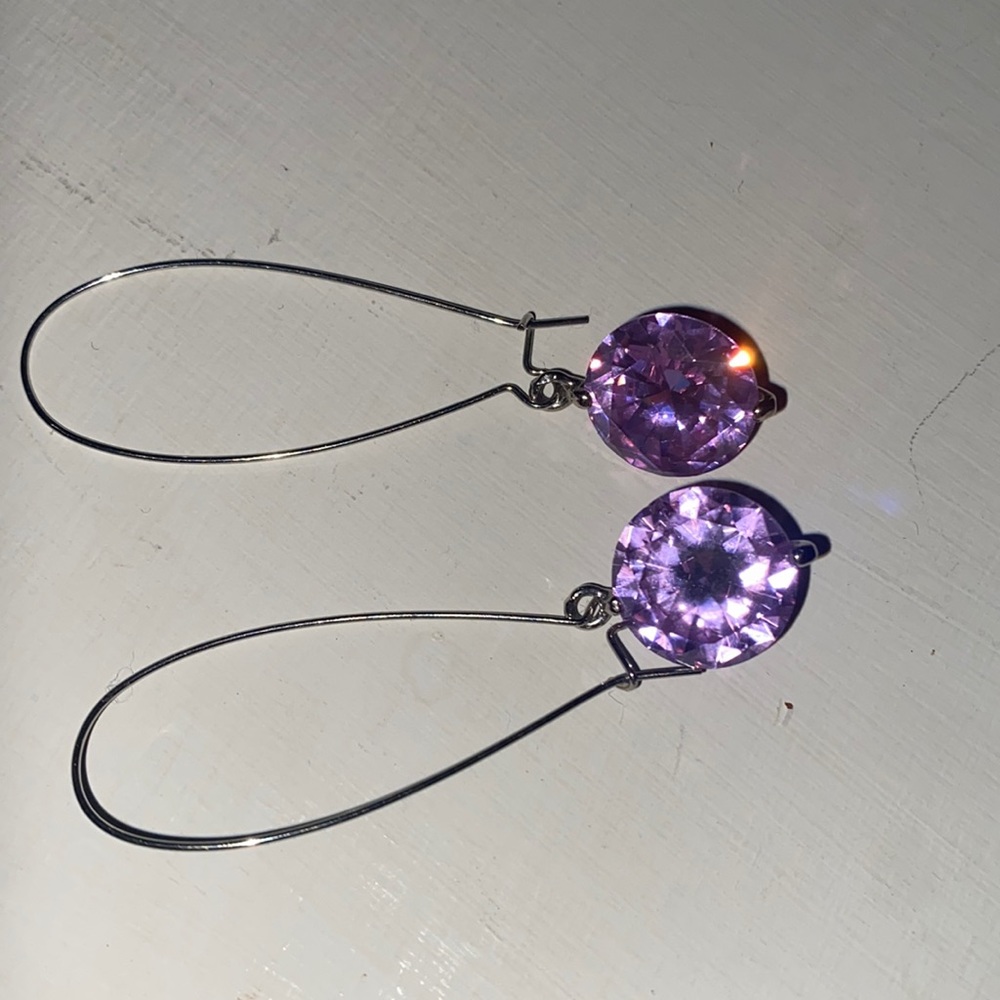 NWOT purple Swarovski crystal silver dangle earrings